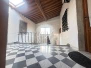 Attico / Mansarda in affitto a Pietrasanta, case in...