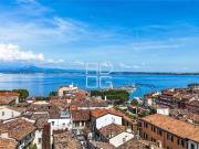 Attico Mansarda in Vendita a Desenzano del Garda centri:...