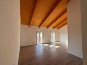 Attico / Mansarda in vendita a Mariano Comense CO