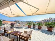 Attico vista mare in via della repubblica 10, San Remo