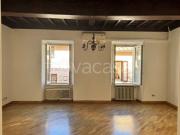 Attico/mansarda in affitto a Roma via dei Coronari,...