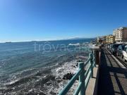 Attico/mansarda in vendita a Genova via Tancredi...