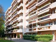 Attique de 8 pièces en pignon avec terrasse périphérique...