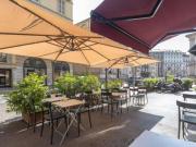 Attivit / Licenza di 125 m con 4 locali in affitto a Milano