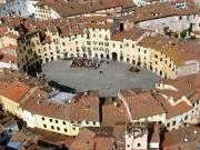 Attività commerciale in affitto a Lucca in Buono...