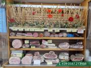 Attività commerciale in vendita a Pontedera composto da...