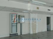 Attività commerciale in Vendita a Segrate