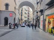 Attività / Licenza in affitto a Napoli NA