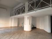 Attività / Licenza in affitto a Salerno SA