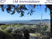 Attività / Licenza in vendita a Castelnuovo Magra SP