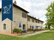 Attività / Licenza in vendita a San Gimignano SI