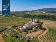 Attività / Licenza in vendita a San Gimignano SI