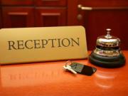 ATTIVITA'/LIC.COMMERCIALE di 5 vani e di 90 mq...