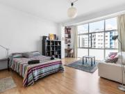 Attractive double ensuite bedroom close to the Bogatell...