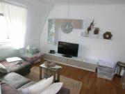 Attraktive 1,5 Zimmer Dach Wohnung *direkte nähe zur Uni...