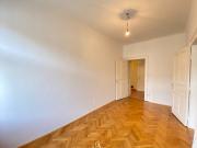 Attraktive 2,5 Zimmer Altbauwohnung mit Lift