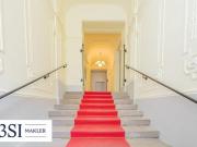 Attraktive 2 Zimmer Stilaltbauwohnung mit eigenem Garten...