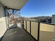 Attraktive 2 Zimmer Wohnung mit Balkon direkt bei der U3...