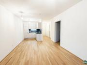 Attraktive 2 Zimmer Wohnung mit Balkon nahe U1 ideal für...