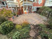 Attraktive 2 Zimmer Wohnung mit großer Terrasse