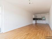 Attraktive 2 Zimmer Wohnung mit Loggia und Stellplatz in...
