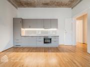 Attraktive 2 Zimmer Wohnung, Nähe Steiner Tor