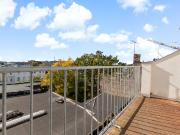 Attraktive 3 Raumwohnung mit Südbalkon am Charlottencenter!