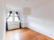 Attraktive 3 Zimmer Altbauwohnung mit EBK u. zwei... Attraktive 3 Zimmer Altbauwohnung mit EBK u. zwei...