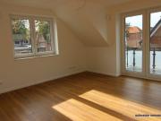 Attraktive 3 Zimmer DG Wohnung mit Balkon