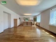 Attraktive 3 Zimmer Eigentumswohnung mit Einbauküche und...