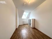 attraktive 4 Zimmer Wohnung mit 2 Balkonen und Blick ins...