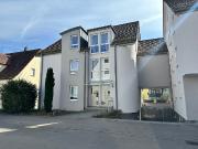 Attraktive 4 ½ Zimmer Wohnung mit drei Balkone und TG...