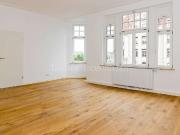Attraktive Drei Zimmer Altbauwohnung mit Balkon in...