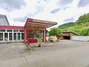 Attraktive Gewerbehalle mit Entwicklungspotenzial