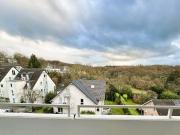 Attraktive, helle 2 Zimmer Wohnung mit Balkon und Stellplatz
