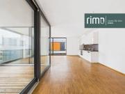 Attraktive, helle 3 Zimmer Wohnung mit 2 Loggien direkt...