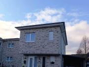 Attraktive hochwertige Doppelhaushälfte in ruhiger...