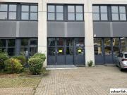 Attraktive Lagerfläche mit direkter Ladezone in...