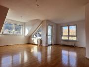 ATTRAKTIVE MAISONETTEWOHNUNG MIT TG STELLPLATZ UND...