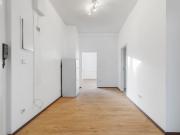 Attraktive renovierte Wohnung in zentraler Lage mit Aufzug