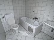 attraktive & ruhige wohnung mit sonnen balkon und parkplatz!