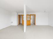 Attraktive, teilsanierte 3 Zimmer Wohnung im beliebten...