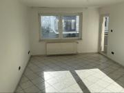 Attraktive und sanierte 2 Zimmer Wohnung mit Balkon in...
