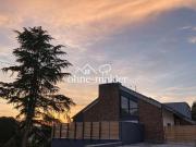 Attraktive Wohnung mit eigener Zufahrt und Garten