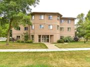 Att/Row/Townhouse Property