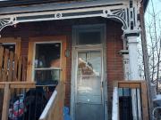 Att/Row/Townhouse Property