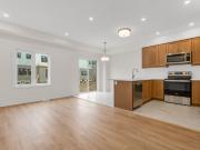 Att/Row/Townhouse Property