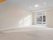 Att/Row/Townhouse Property