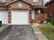 Att/Row/Townhouse Property