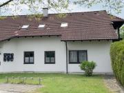 Attraktive 3,5 Zimmer EG Wohnung mit Garten und TG...